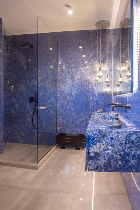 Luxury Acropolis View Apartment-Living Stone Black Pearl Афины Экстерьер фото