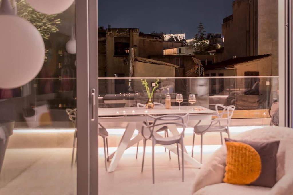 Luxury Acropolis View Apartment-Living Stone Black Pearl Афины Экстерьер фото